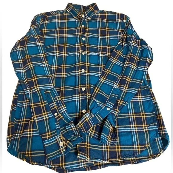 J Crew Men’s button Down shirt size Medium - Picture 1 of 6